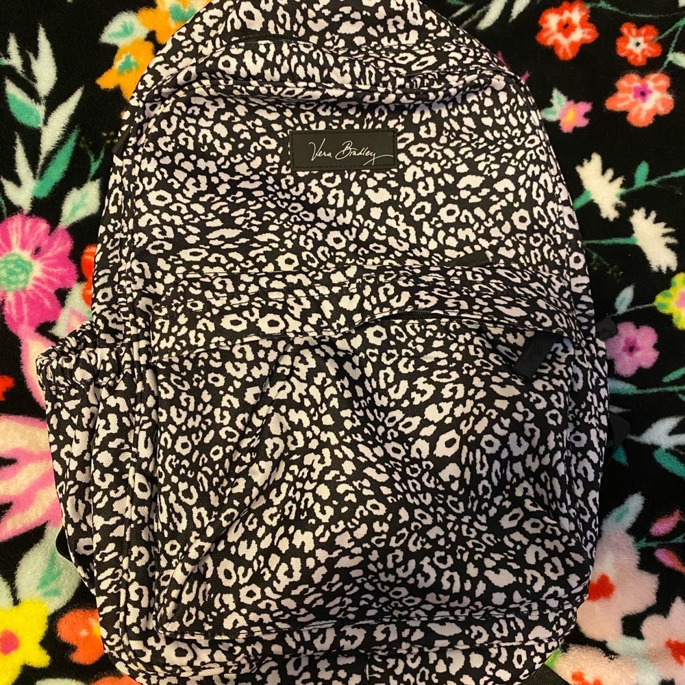vera bradley “lighten up” camo cat backpack